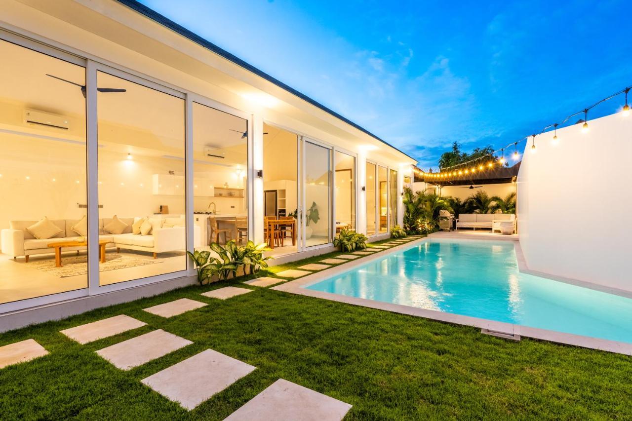 Casa Blanca Villa By Betterplace Uluwatu Εξωτερικό φωτογραφία