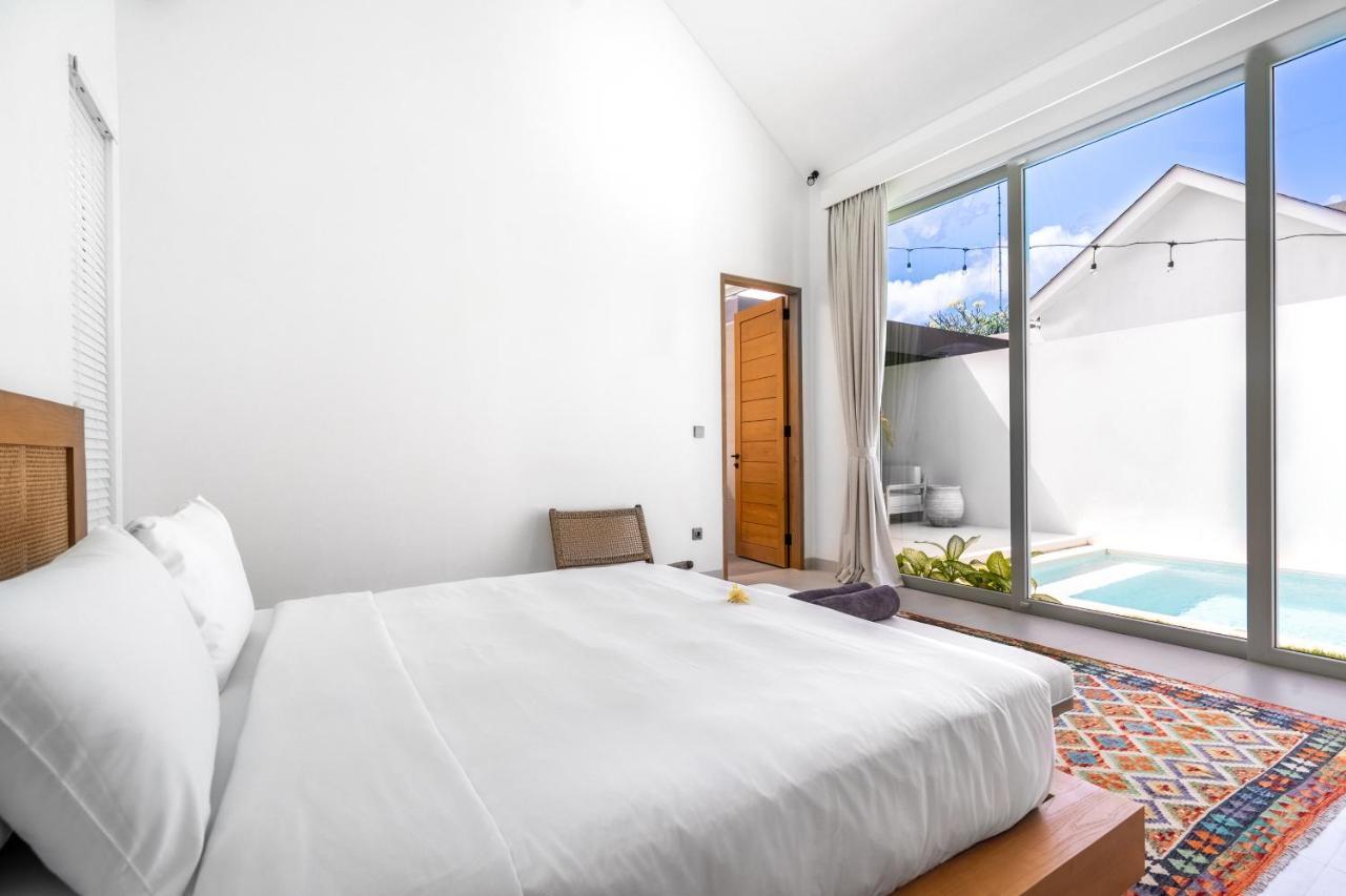 Casa Blanca Villa By Betterplace Uluwatu Εξωτερικό φωτογραφία
