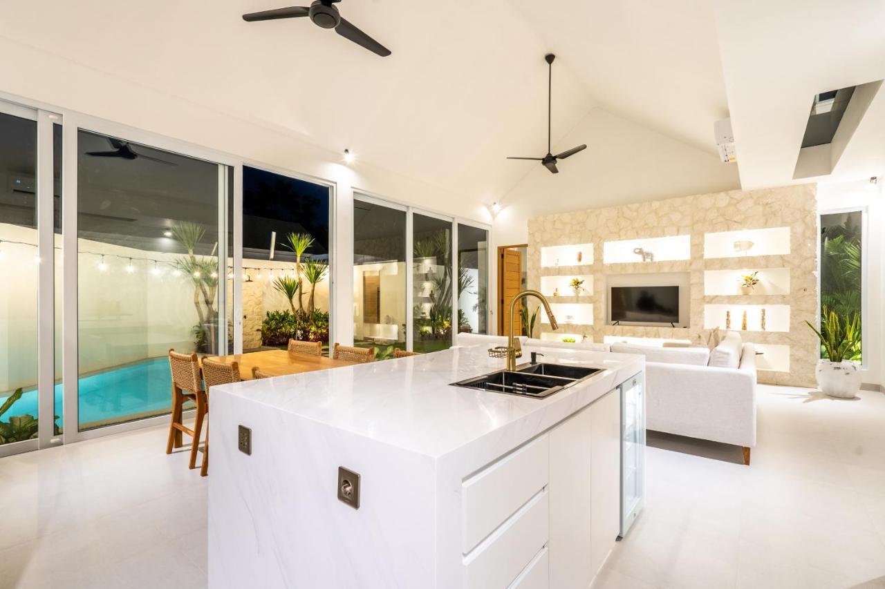 Casa Blanca Villa By Betterplace Uluwatu Εξωτερικό φωτογραφία